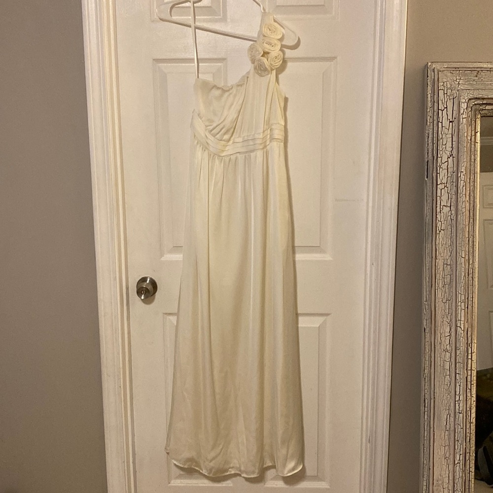 One shoulder off white dress. Has pockets! So cute.